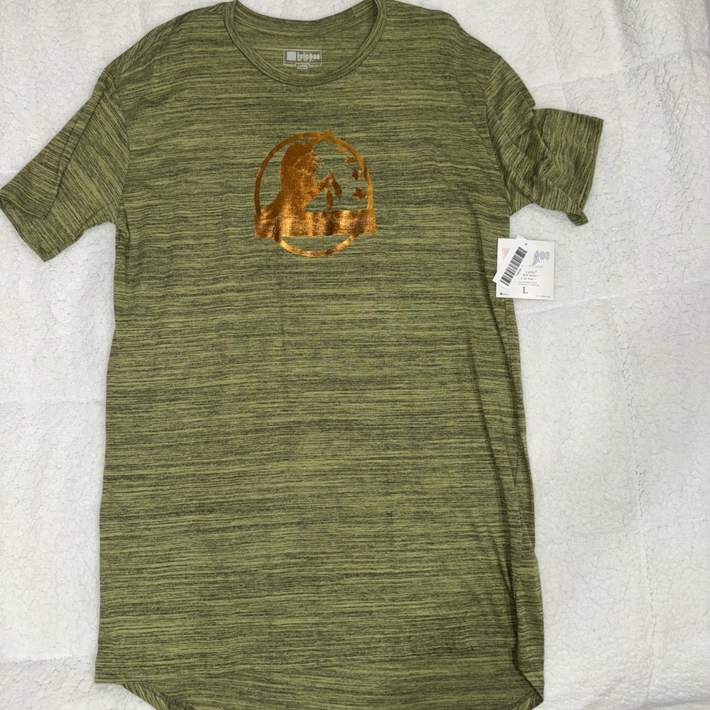 LuLaRoe Patrick tee